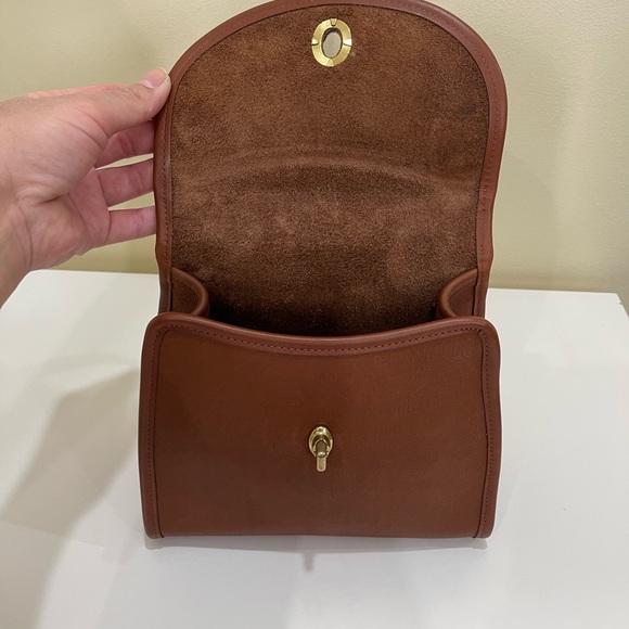 Vintage Coach Regina - Picture 8 of 16